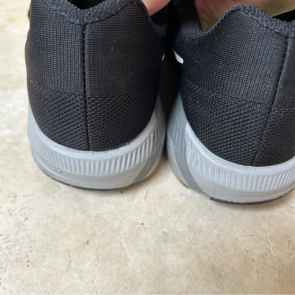 Nike Zoom Structure 21 black sneakers for women w/Gray white sole size 8.5 EUC! - Picture 6 of 9